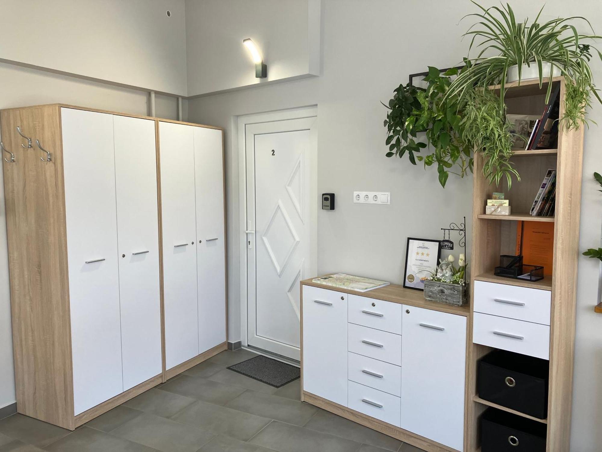 Illa Apartments Еґер Екстер'єр фото