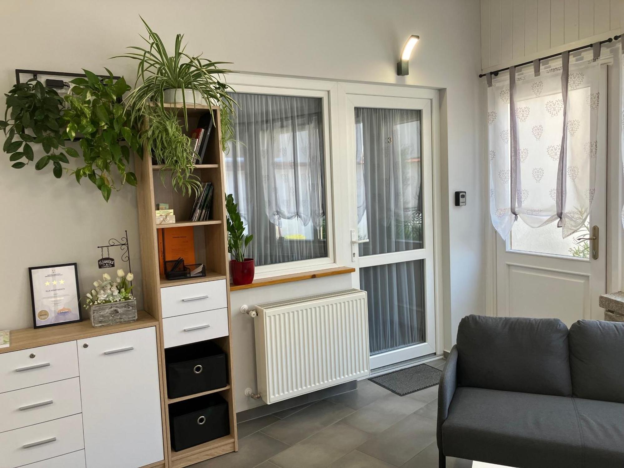 Illa Apartments Еґер Екстер'єр фото